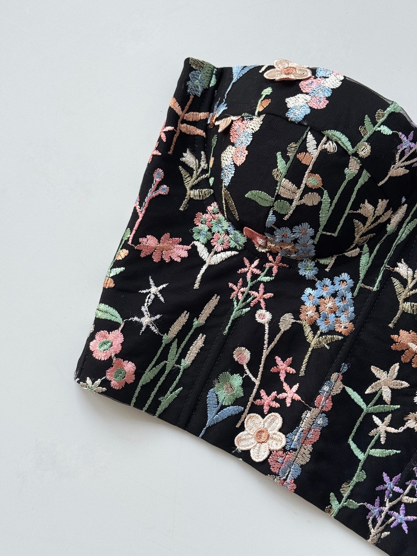 Bloom Curve Lace